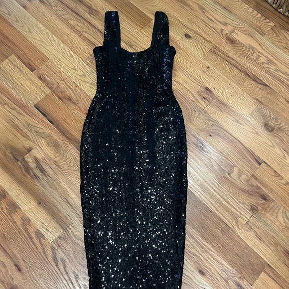 Birthday dress. Nookie sequins dress midi black. Used. Perfect for NYE! - Picture 2 of 5